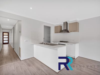 8 POWLETT STREET, Werribee