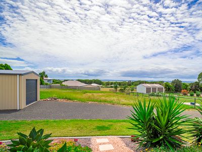 3 Woongoolbver Court, River Heads