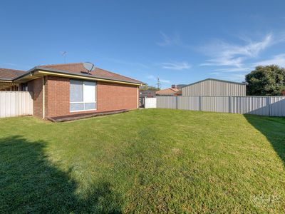 2 / 24 EDINBURGH CIRCUIT, Wodonga
