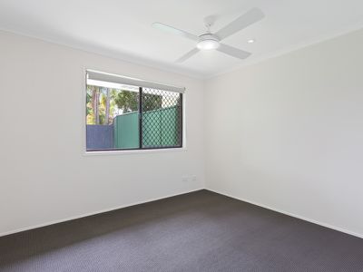 2 / 20 Morinda Way, Labrador