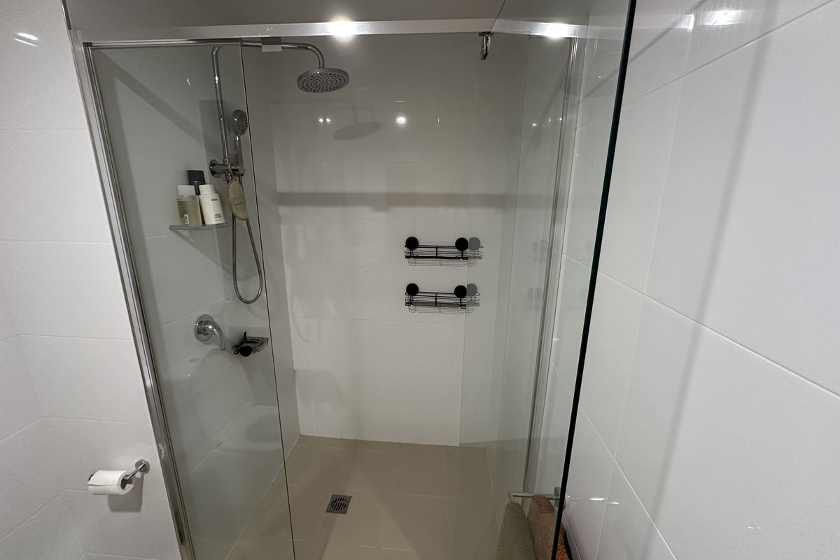 8406 / 55 Forbes Street, West End