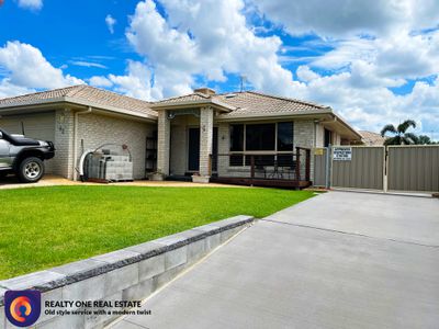 42 ROSEWOOD AVENUE, Gracemere