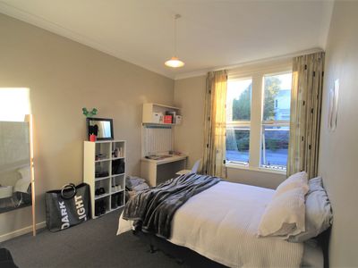 B / 97 Clyde Street, North Dunedin