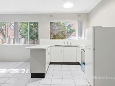 4 / 20 Bringelly Road , Kingswood