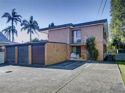 7 / 23 Montague Street, Fairy Meadow