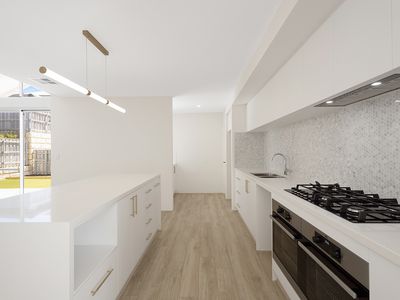 10 St Anthony Avenue, Quinns Rocks