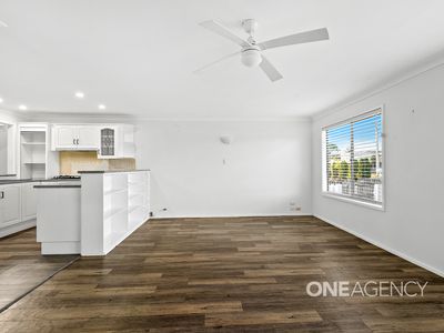 1 June Avenue, Basin View