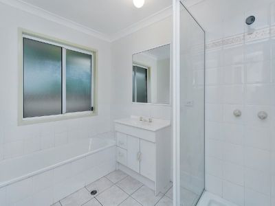 1 McDougall Close, Silkstone