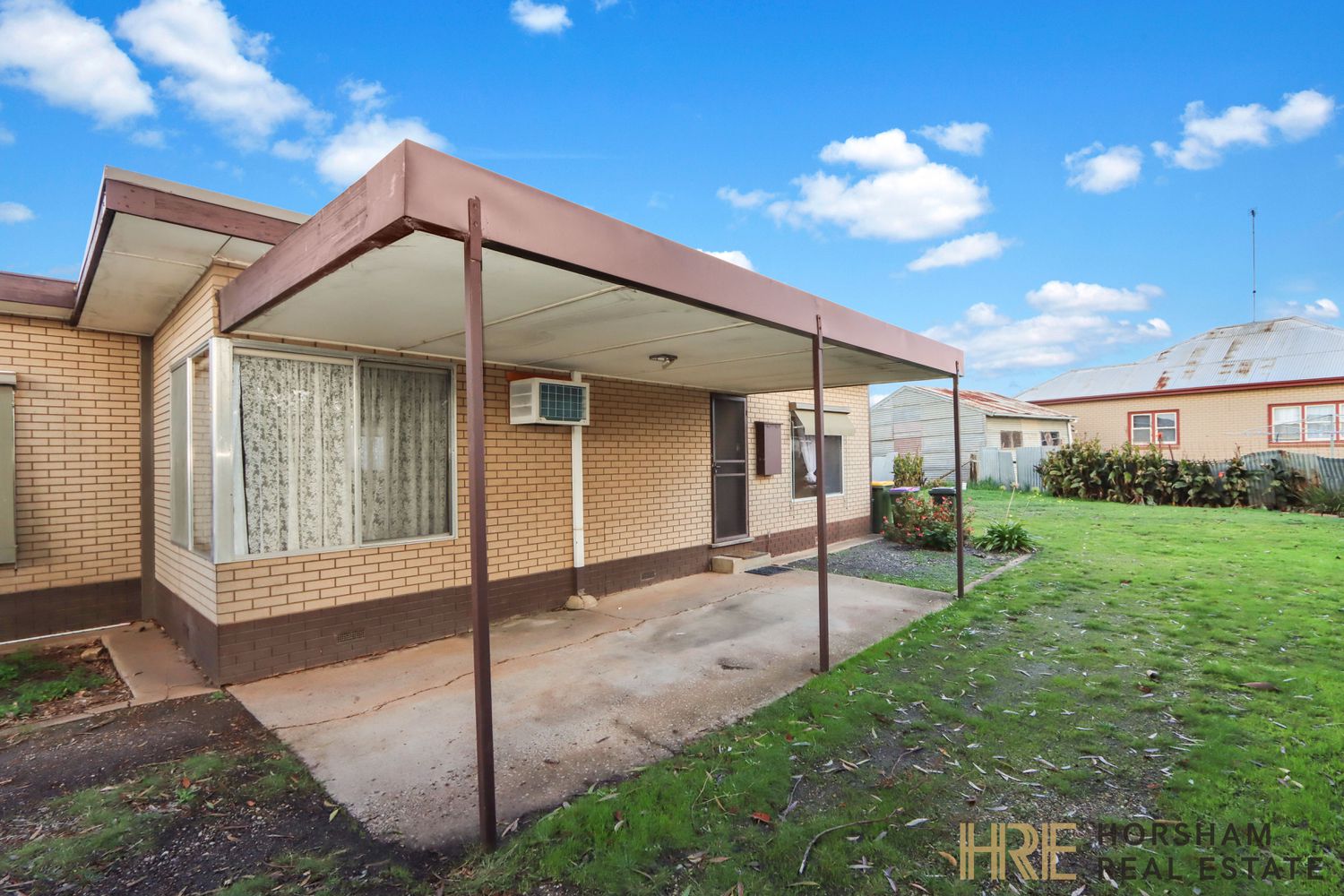 2 / 2 Olympic Street, Horsham