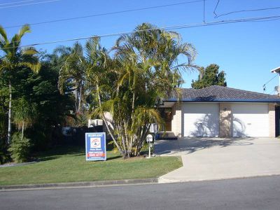 19 Tandara Street, Rochedale South