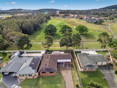 12 Smiths Close, Forster