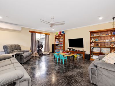 69 Merryl Street, Rasmussen