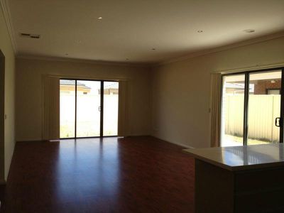33 Salvia Avenue, Pakenham