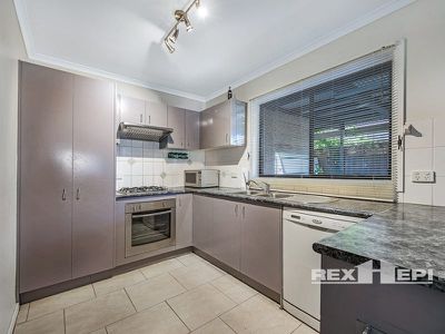 27 Jessica Drive, Hampton Park