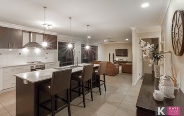 10 Castle Court, Beaconsfield
