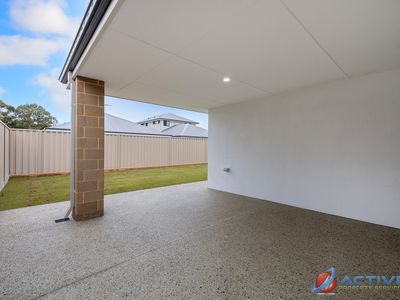 132 Crimson Boulevard, Forrestfield