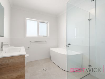 5 Atkins Drive, Eglinton