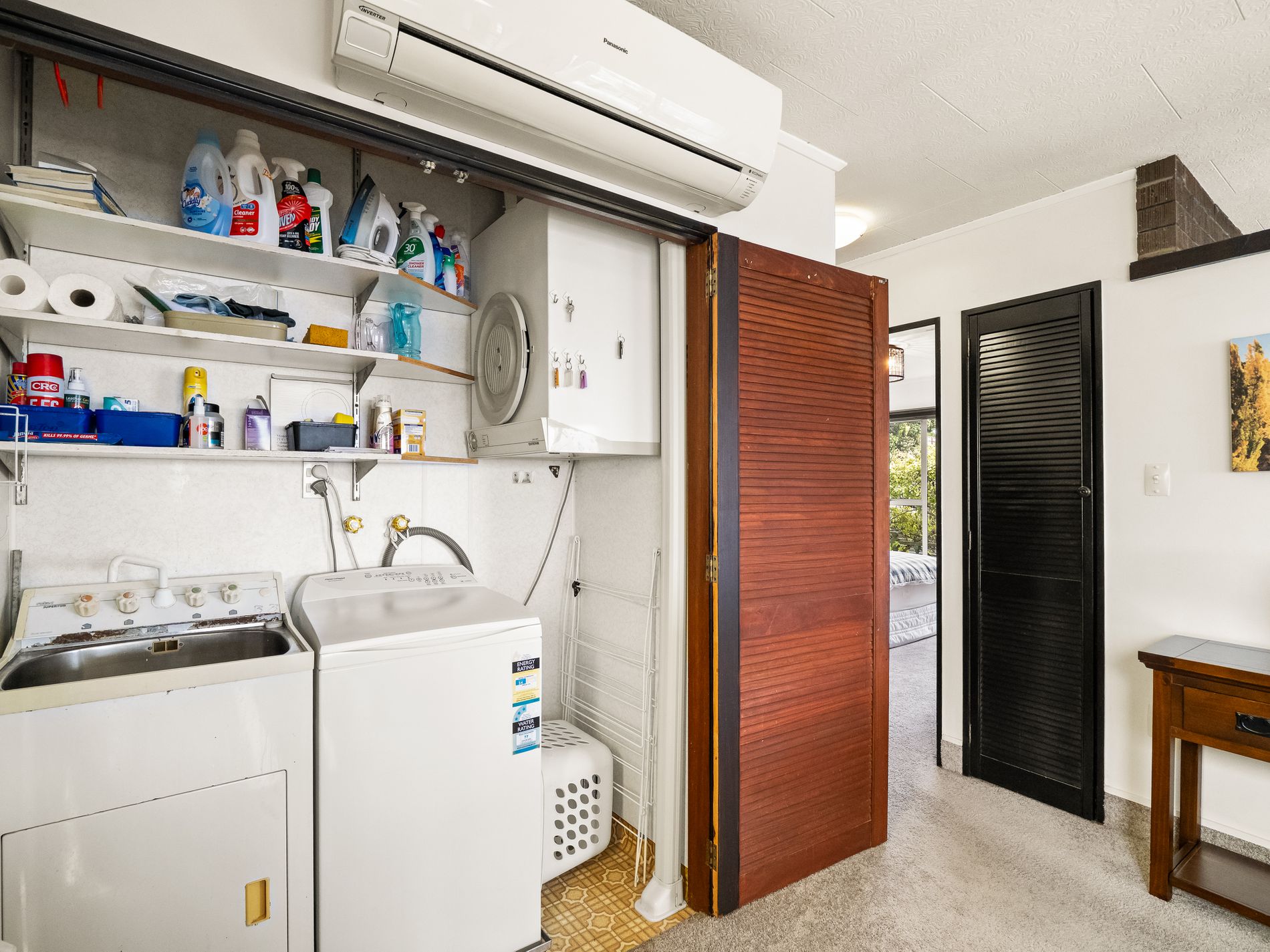 62 Easther Crescent, Kew