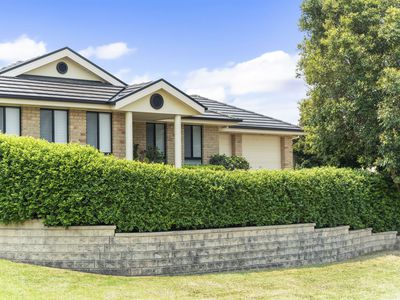 14 Price Parkway, Milton