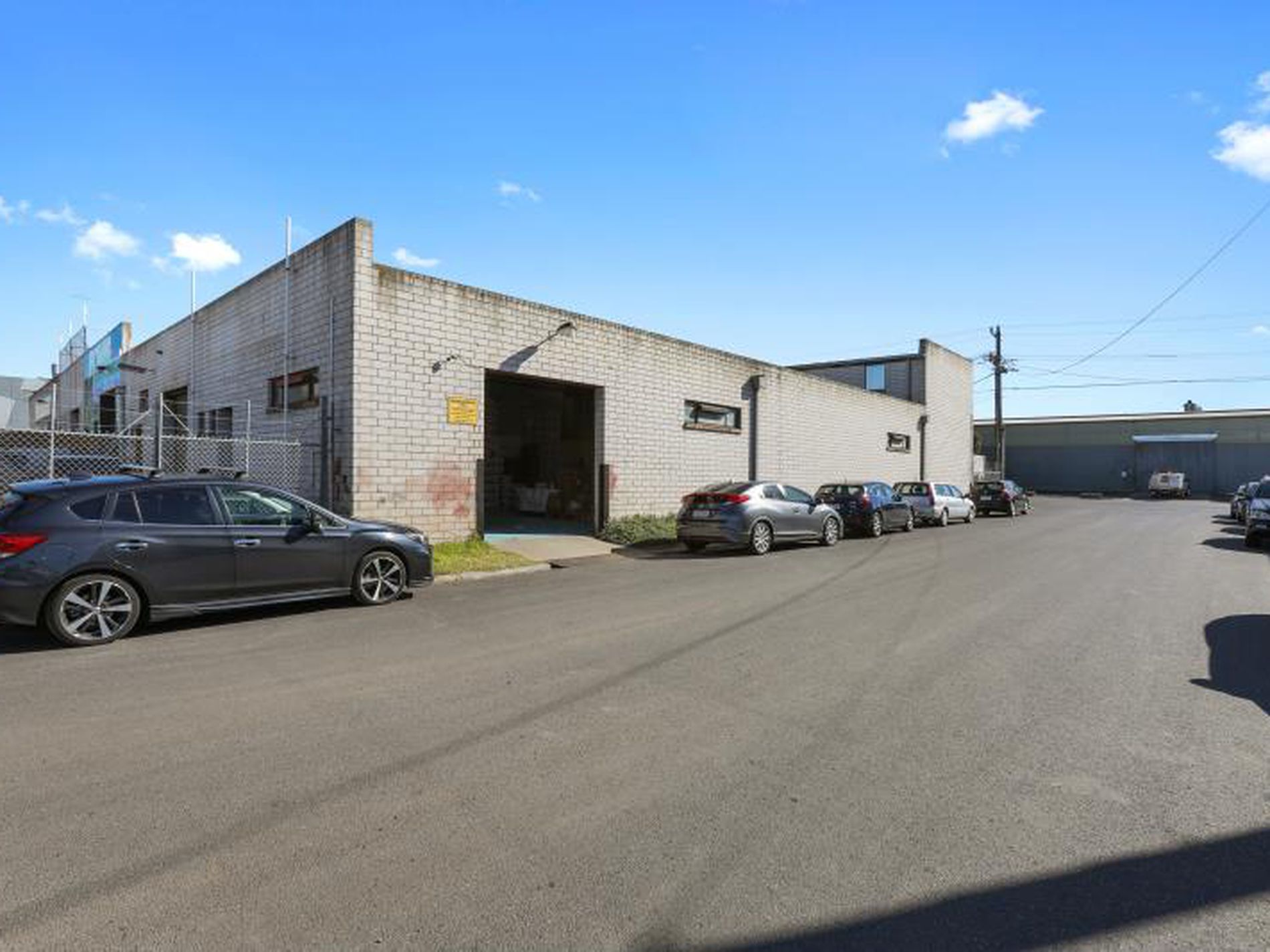 73 Triholm Avenue, Laverton