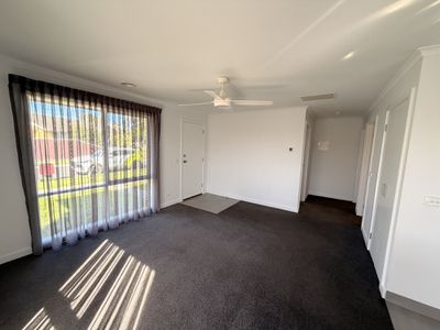 1 / 2 Mimosa Street, Newcomb