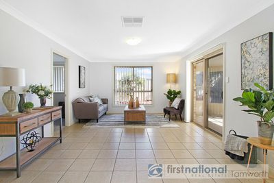 1 / 125 Glengarvin Drive, Oxley Vale