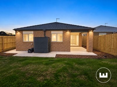 25 Claremont Glen, Berwick