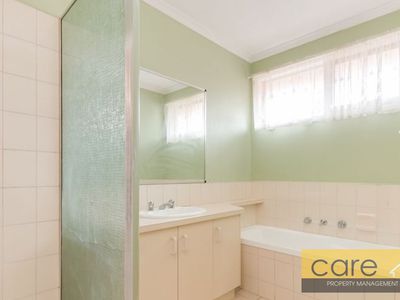 10 Mirranda Gardens, Hampton Park