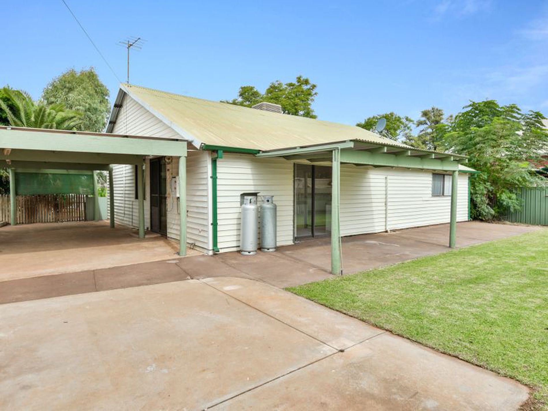 2 Hare Street, Lamington