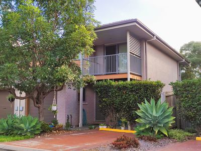 8 / 1 Bass Court, North Lakes