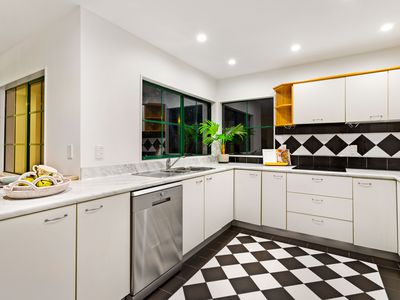 23 Awhiorangi Promenade, Swanson
