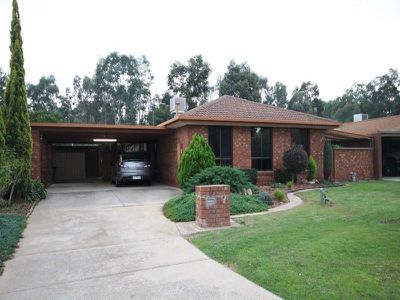 38 Hulme Drive, Wangaratta