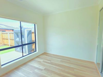 8 Lord Street, Thornhill Park