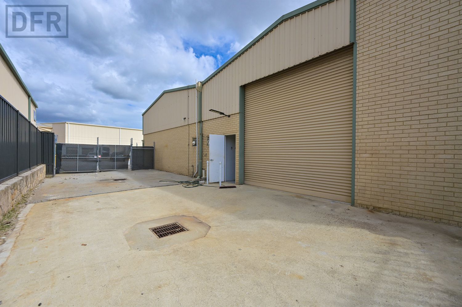 1 / 4 Pusey Road, Cockburn Central