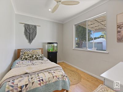 1 Pandora Parade, Noraville