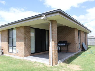 1 Vivian Hancock Drive, North Booval
