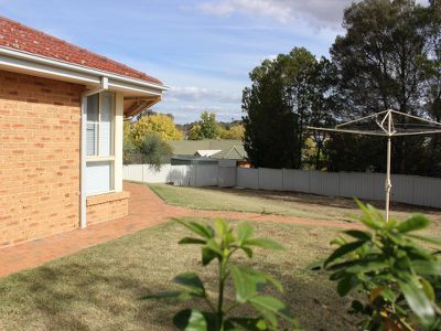 4 Finley Close, Bathurst