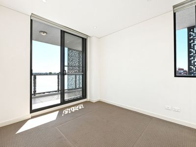 1201 / 3 Nipper Street, Homebush