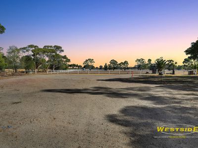 90 Narraburra Road, Little River
