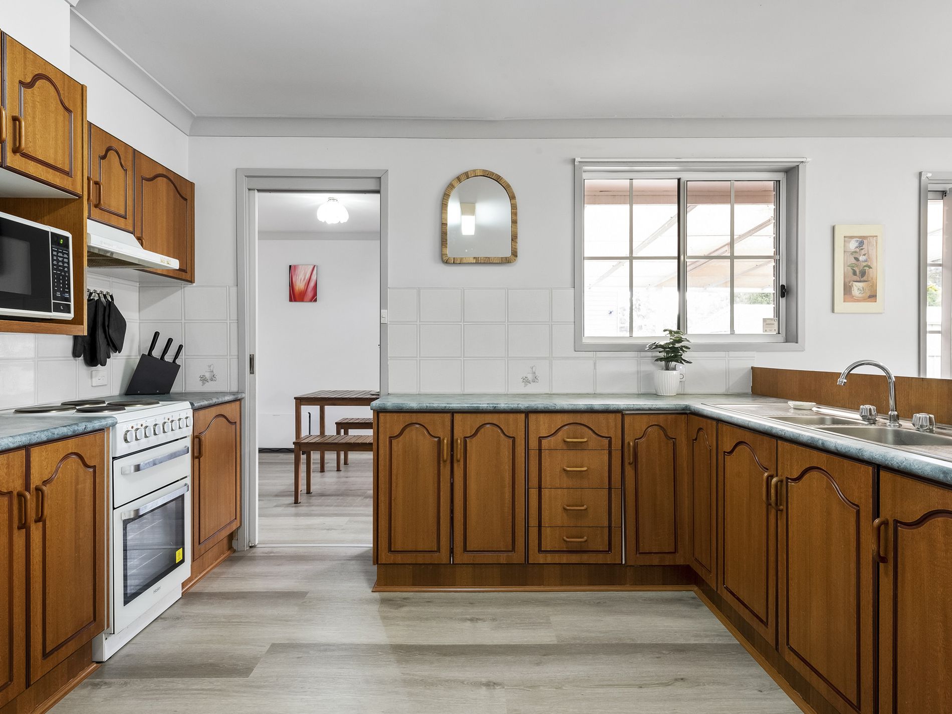 16 Thistleton Drive, Burrill Lake