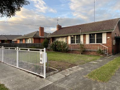 5 Olney Avenue, Thomson