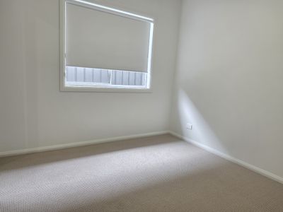 2/18 Crossing Street, Bellbird