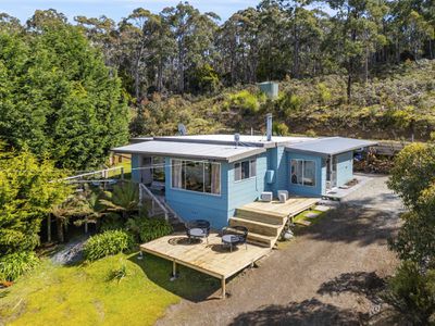 118 Kingfish Beach Road, Southport