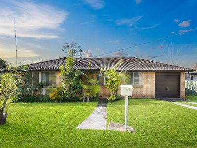 4 Clifford Avenue, Cooranbong