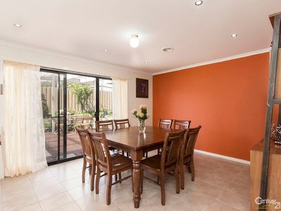 2 Nirringa Drive, Hampton Park