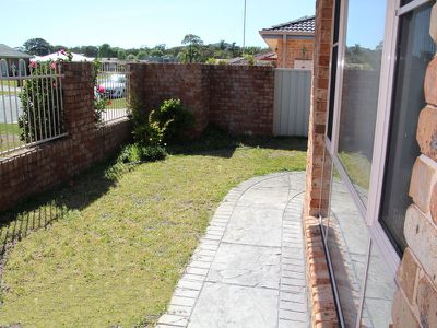 1 / 20 Amanda Crescent, Forster