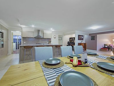 5 Brush Box Place, Wakerley