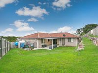 94 Sunview Road , Springfield