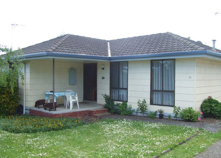 16 Barrowby St, Portland