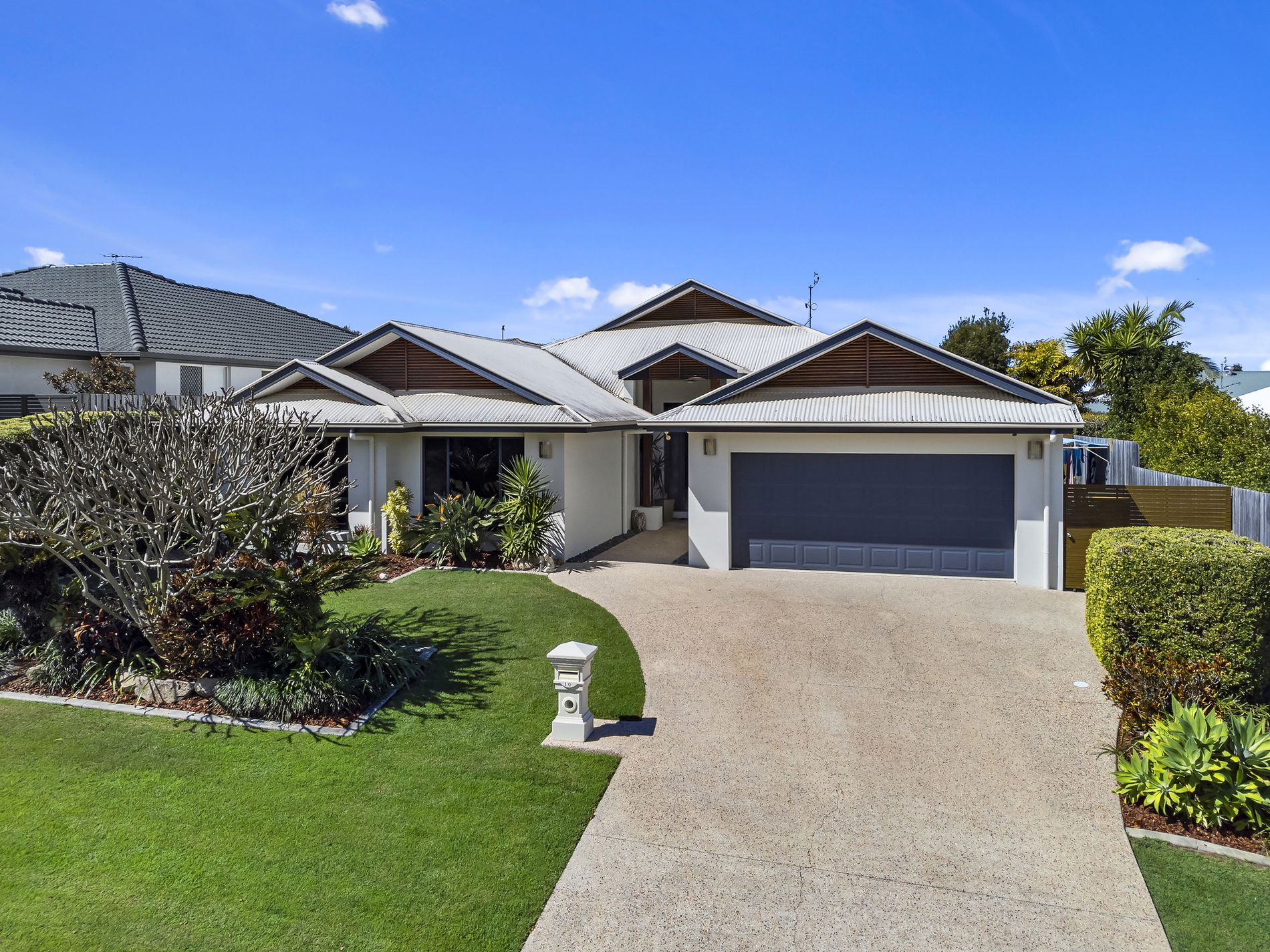 10 Maddens Crescent, Peregian Springs